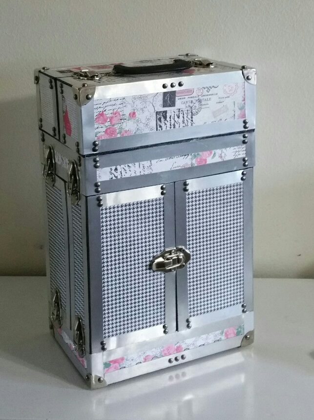 Storage Case / Make-up Case